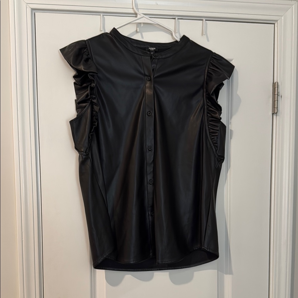 Black leather Top